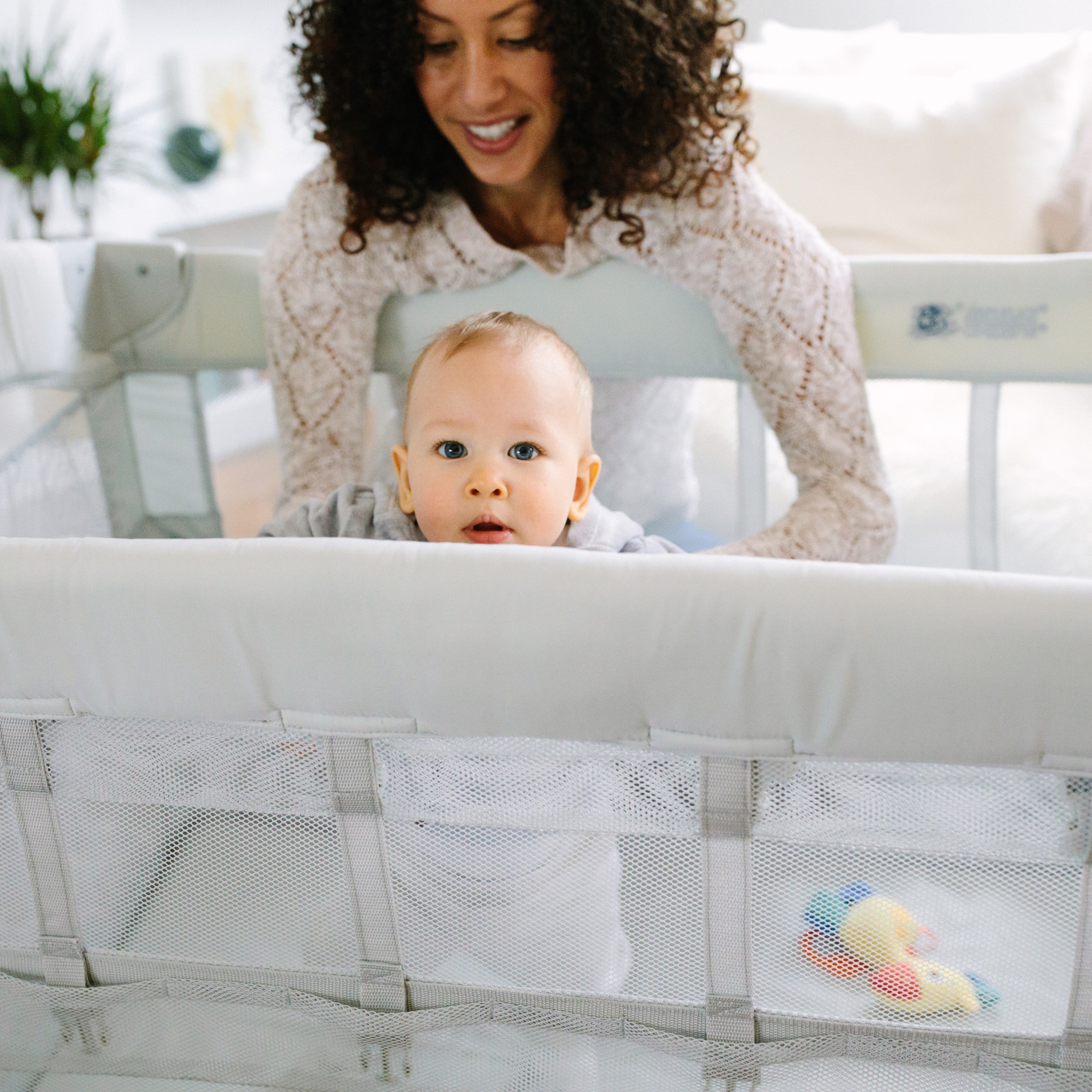 Best Baby Bassinet for Family Travel Tips for Restful Journeys with Y Arm s Reach Concepts